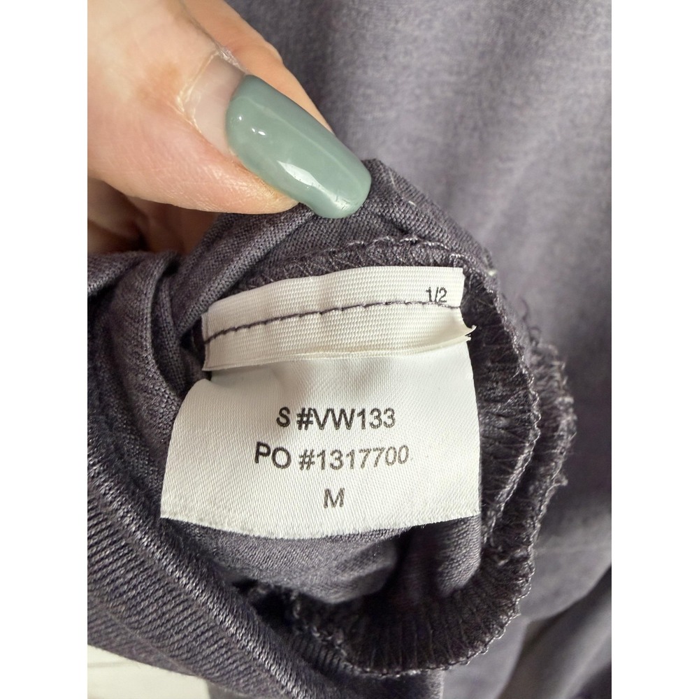 Vuori Sweatshirt Womens Medium Purple Crewneck Lightweight Stretch Pullover Yoga - Picture 4 of 7